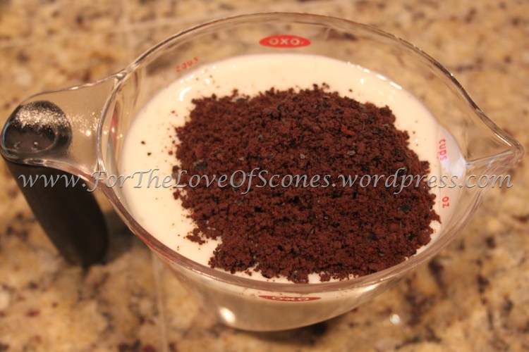 Combine the extracts, instant coffee granules, and buttermilk.