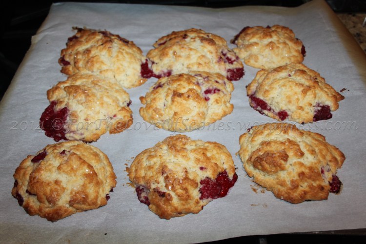Not the most attractive scones I've made (by far!) but they tasted really good!